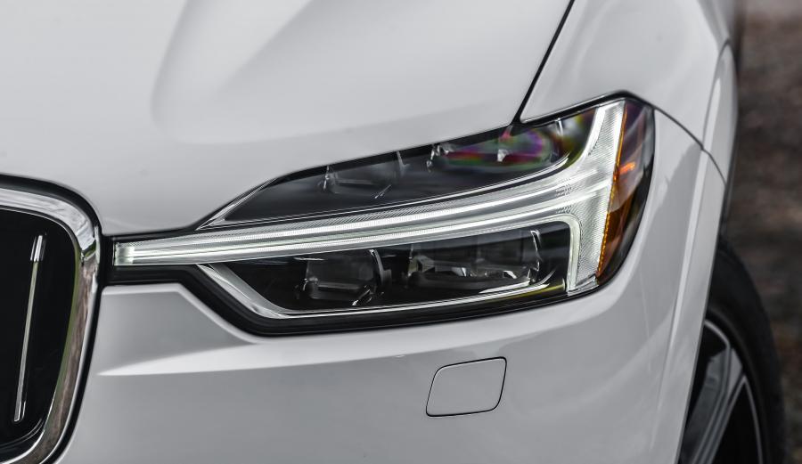 Детали экстерьера Volvo XC60 T8 Inscription 2017 года  (NA) (фото 2 из 23)